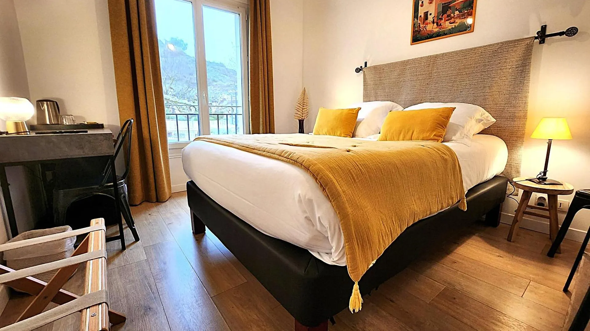 Vilajoun Joucas Hotel